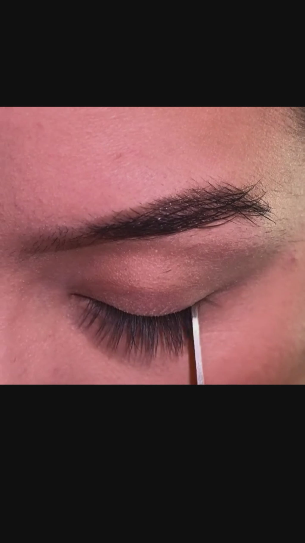 2bmagic Lash Serum: Effortlessly Achieve Longer, Thicker, Longer-Looking Natural Lashes. Safe & Gentle for Sensitive Eyes – 100% Vegan, Cruelty-Free, and Clinically Proven.