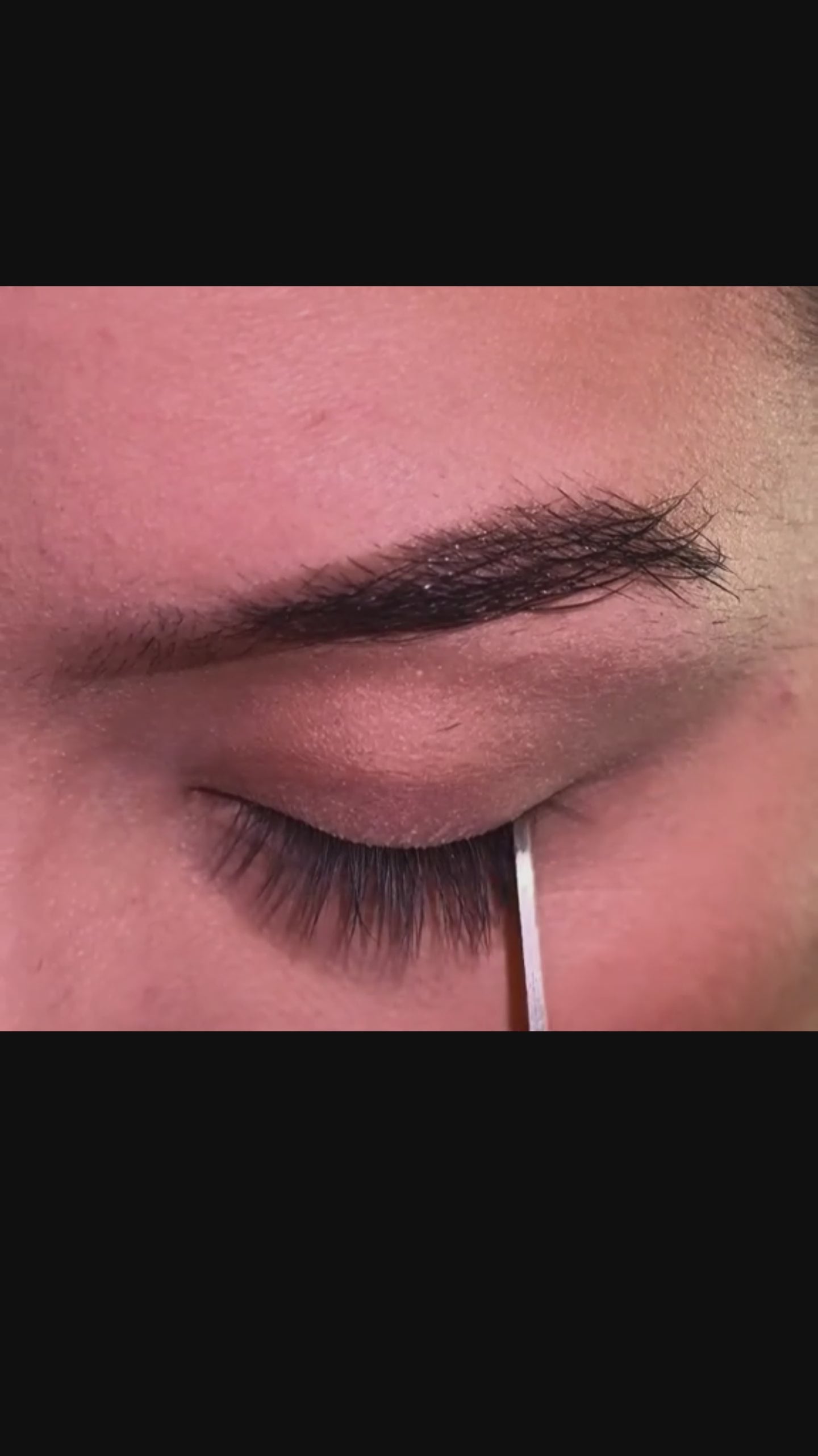 2bmagic Lash Serum: Effortlessly Achieve Longer, Thicker, Longer-Looking Natural Lashes. Safe & Gentle for Sensitive Eyes – 100% Vegan, Cruelty-Free, and Clinically Proven.